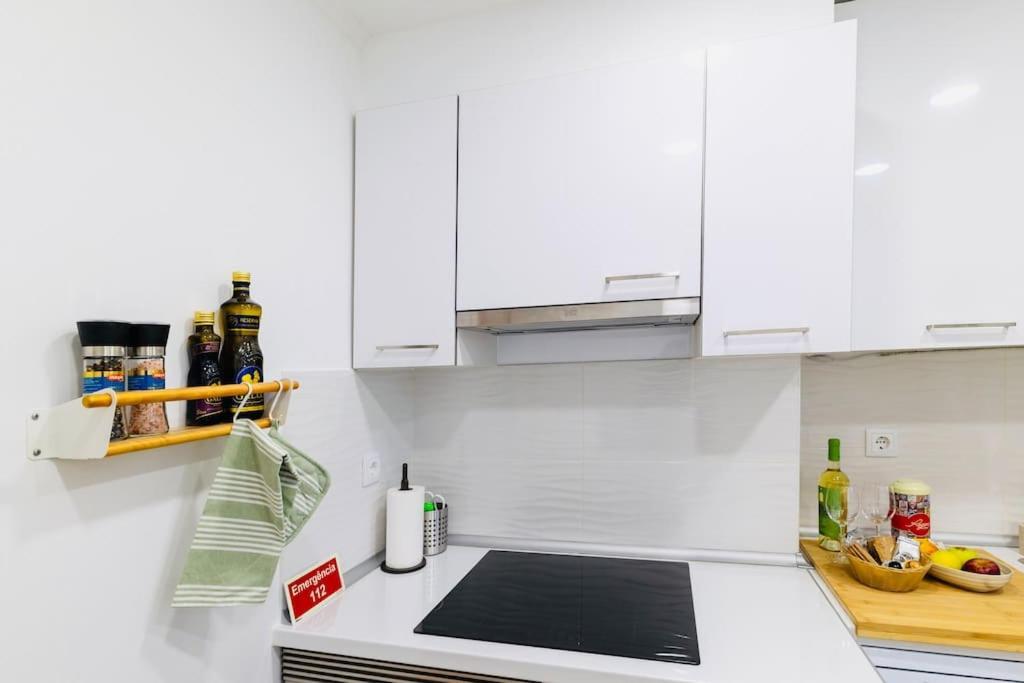 Modern 3 Bedroom Flat In Lisbon Luaran gambar