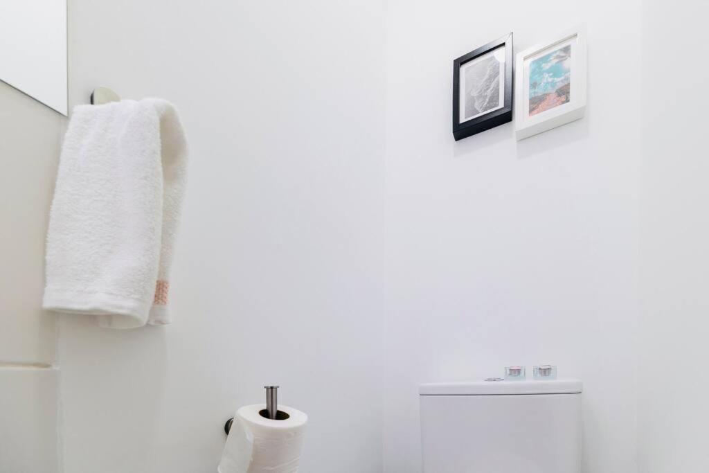 Modern 3 Bedroom Flat In Lisbon Luaran gambar