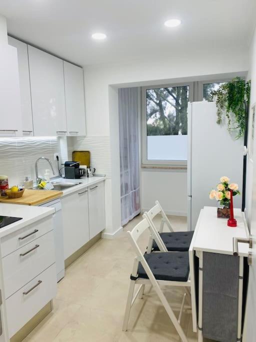 Modern 3 Bedroom Flat In Lisbon Luaran gambar