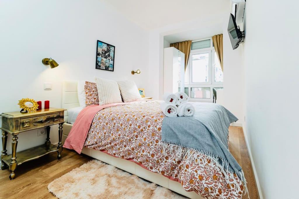 Modern 3 Bedroom Flat In Lisbon Luaran gambar